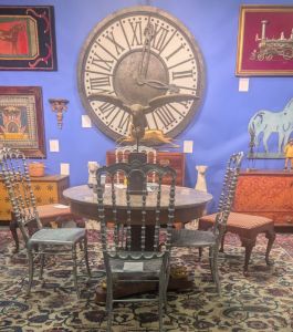 Thurston Nichols American Antiques
